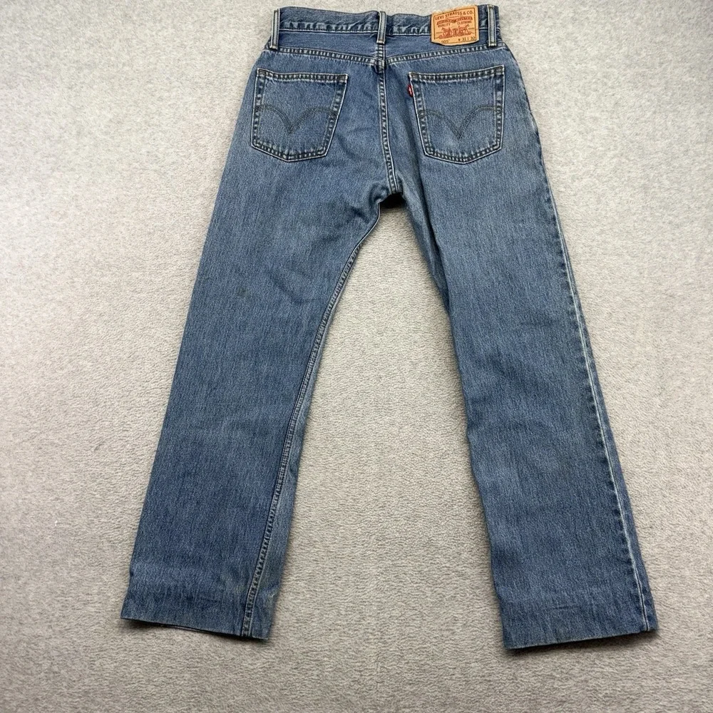 Levis 505 Regular Fit Straight Leg Jeans Mens 31x30 Medium Wash Blue y2k 00s VTG